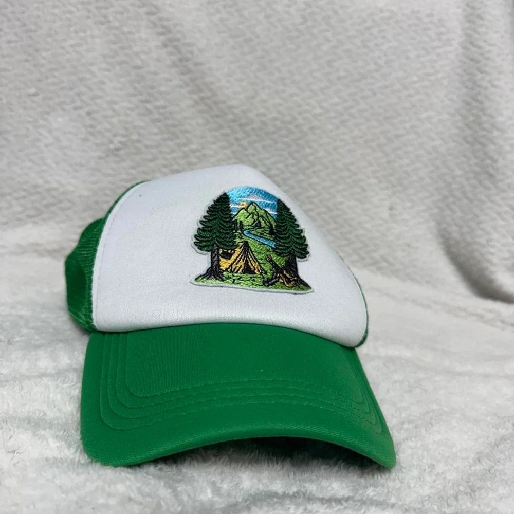Forrest outdoor trucker hat